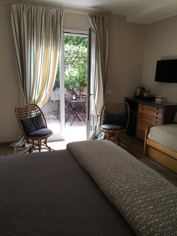 B&B La Dimora Del Garda Сирмионе Екстериор снимка