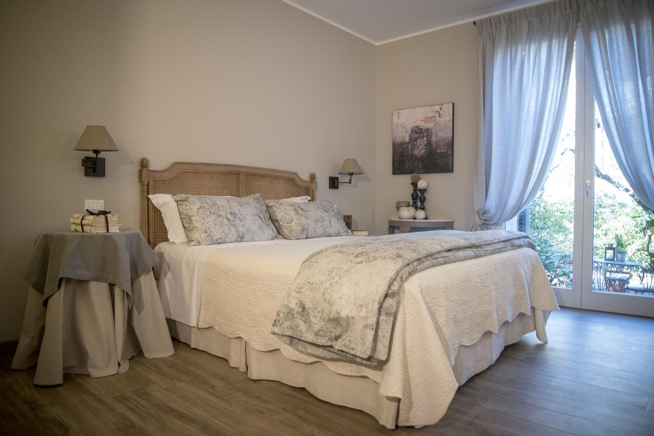 B&B La Dimora Del Garda Сирмионе Екстериор снимка